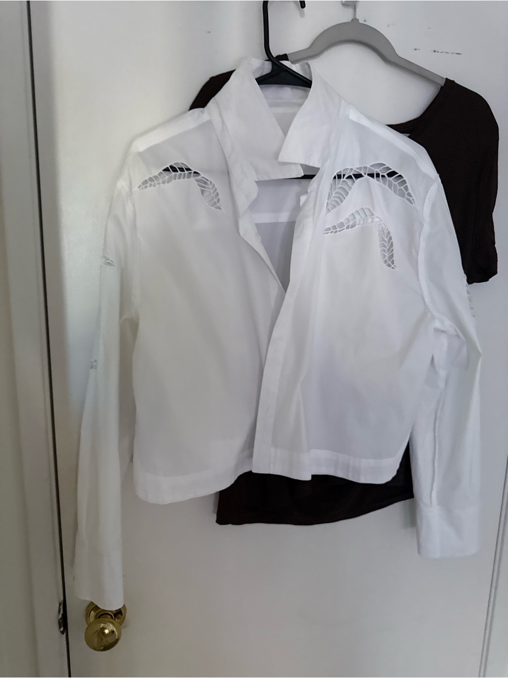 White Cutout Detail Crop Shirt Jacket